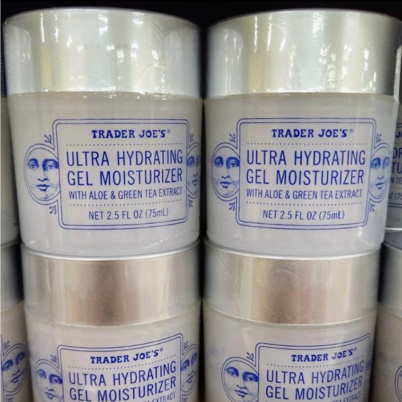 Trader Joe's Ultra Hydrating Gel Moisturizer Aloe Green Tea Extract4 Pk